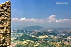 Verucchio, Burgblick auf San Marino